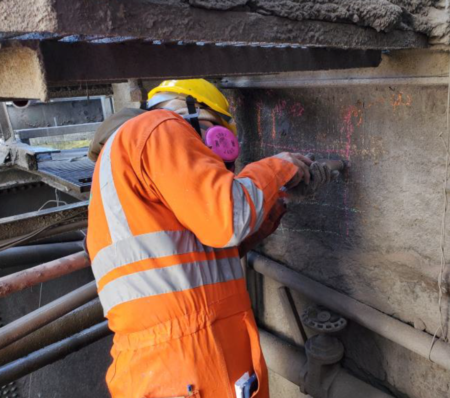 Inspección estructural no destructiva NDT y escaneo láser 3D con drones